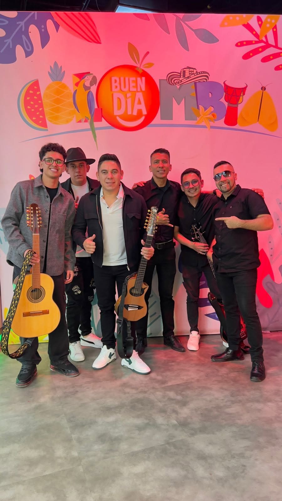 GOLPE DE CALOR - ALDEMAR SAENZ Y LOS KARRANGUEROS